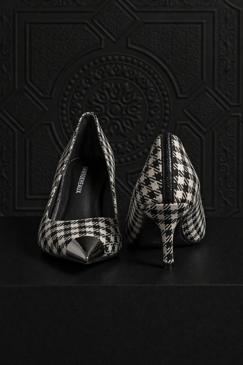Houndstooth with Gunmetal Toe